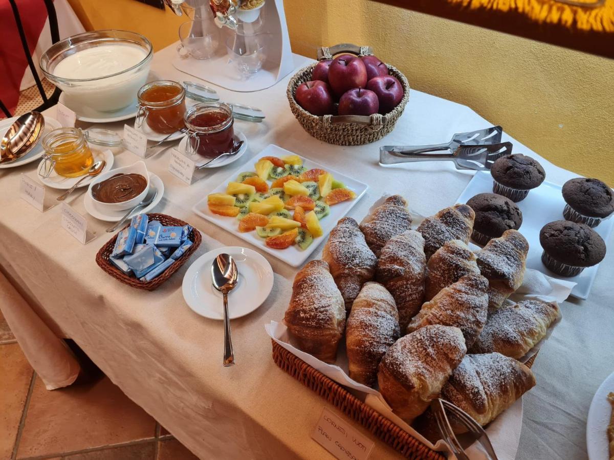 Meuble Evoe Bed and Breakfast Montepulciano Stazione Exteriör bild