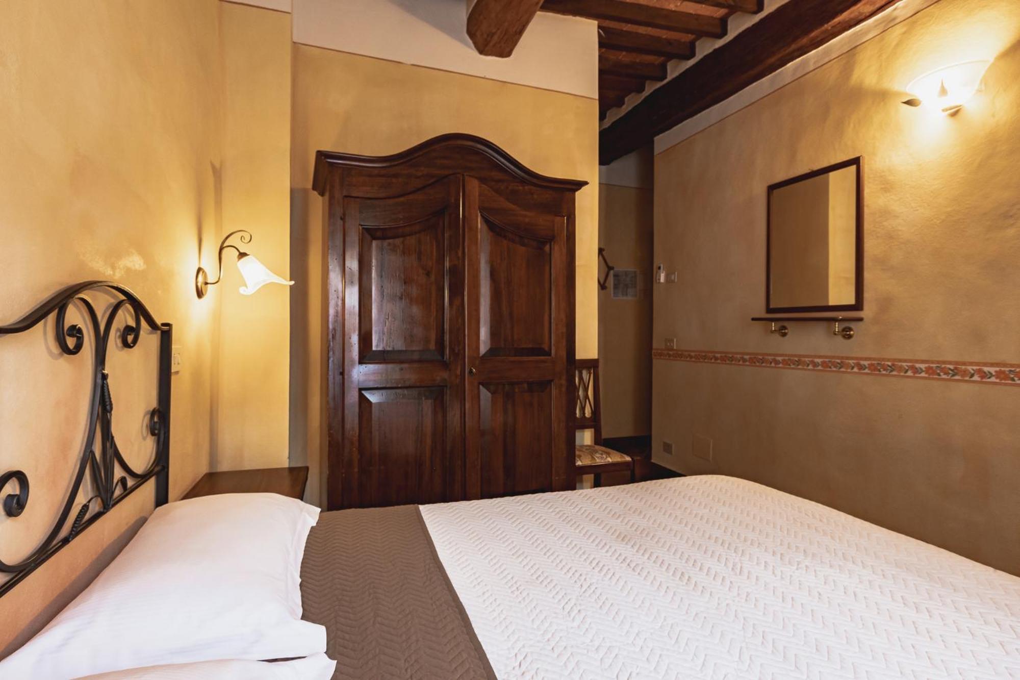 Meuble Evoe Bed and Breakfast Montepulciano Stazione Exteriör bild