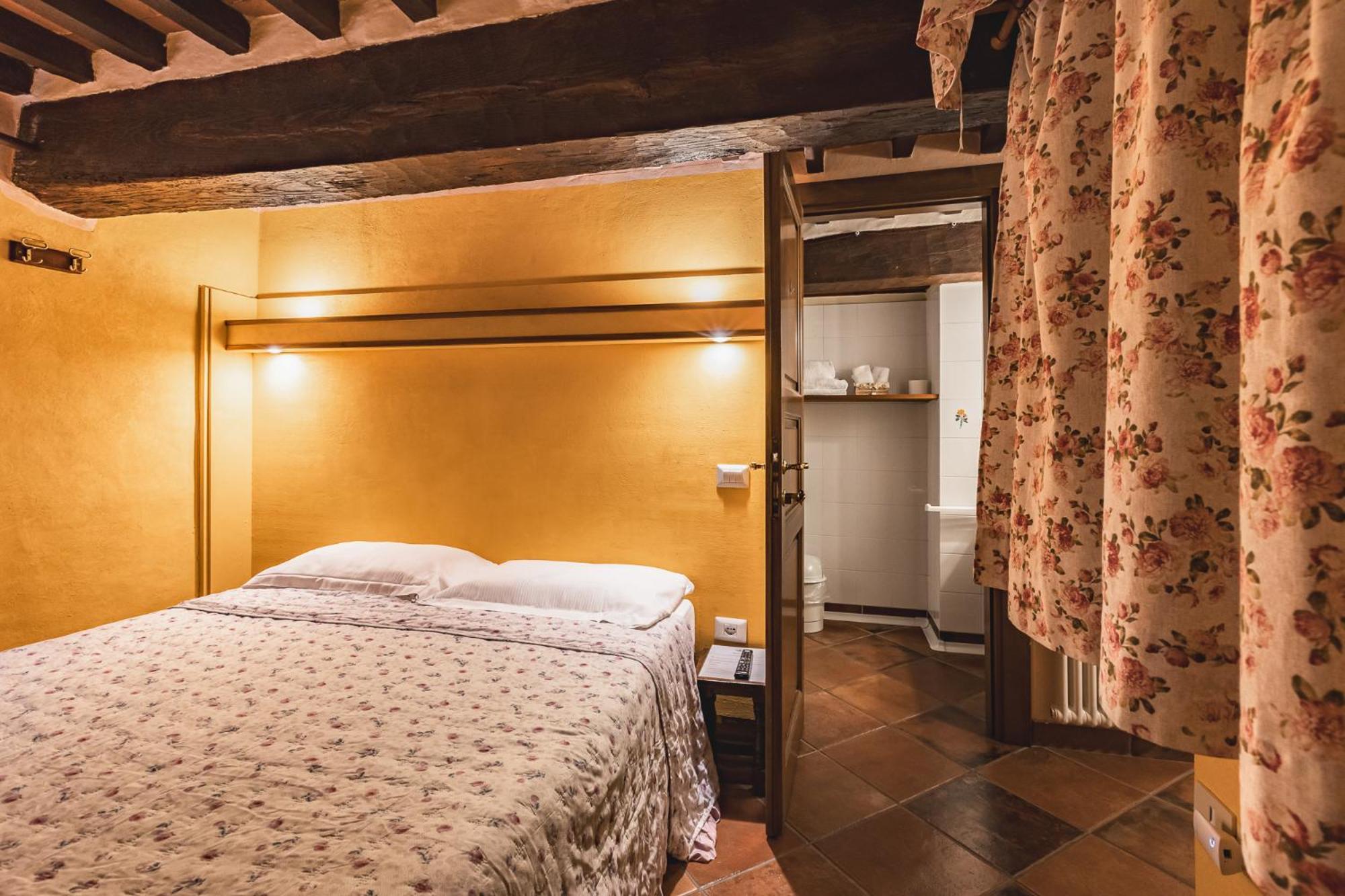 Meuble Evoe Bed and Breakfast Montepulciano Stazione Exteriör bild