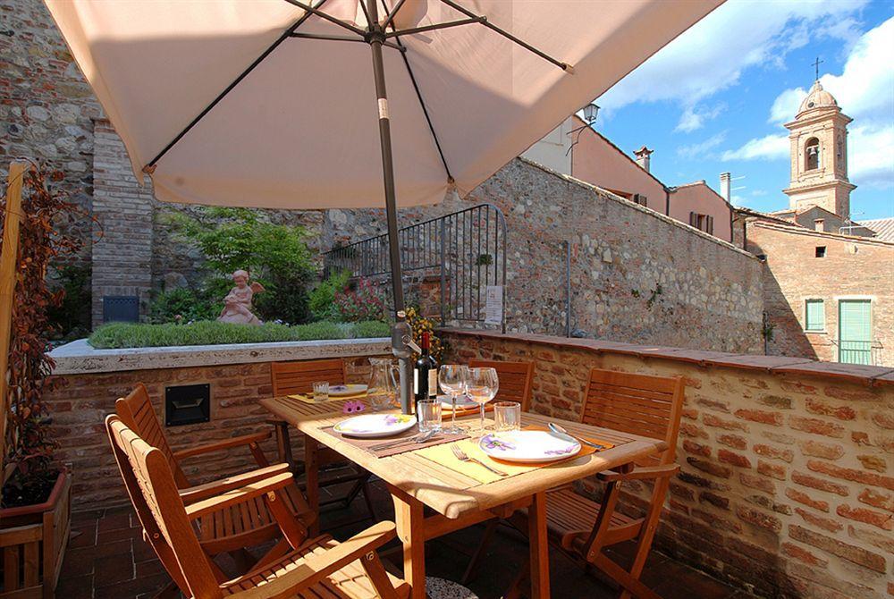 Meuble Evoe Bed and Breakfast Montepulciano Stazione Exteriör bild