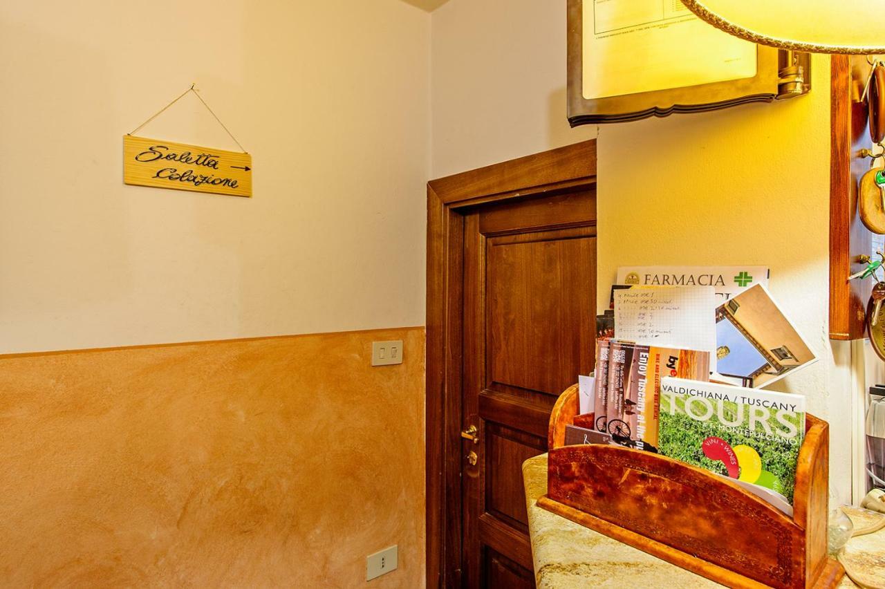 Meuble Evoe Bed and Breakfast Montepulciano Stazione Exteriör bild